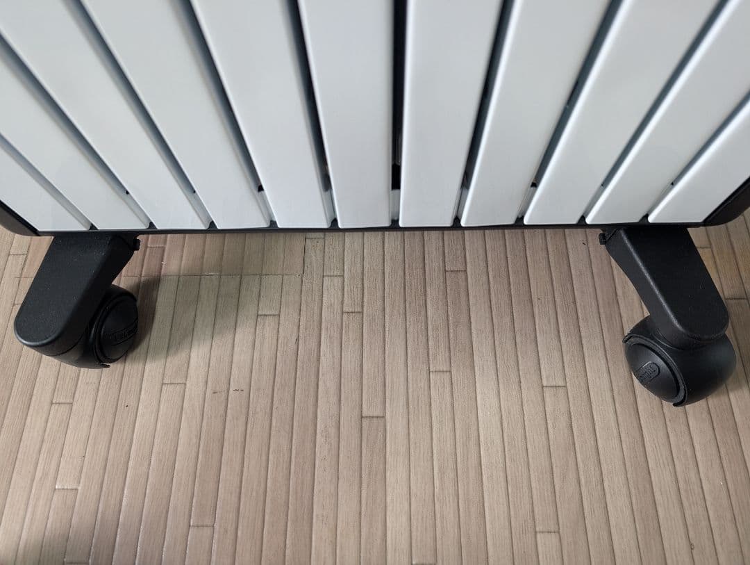 【美品】　デロンギ　マルチダイナミックヒーター　MDHU15-BK リモコン付き