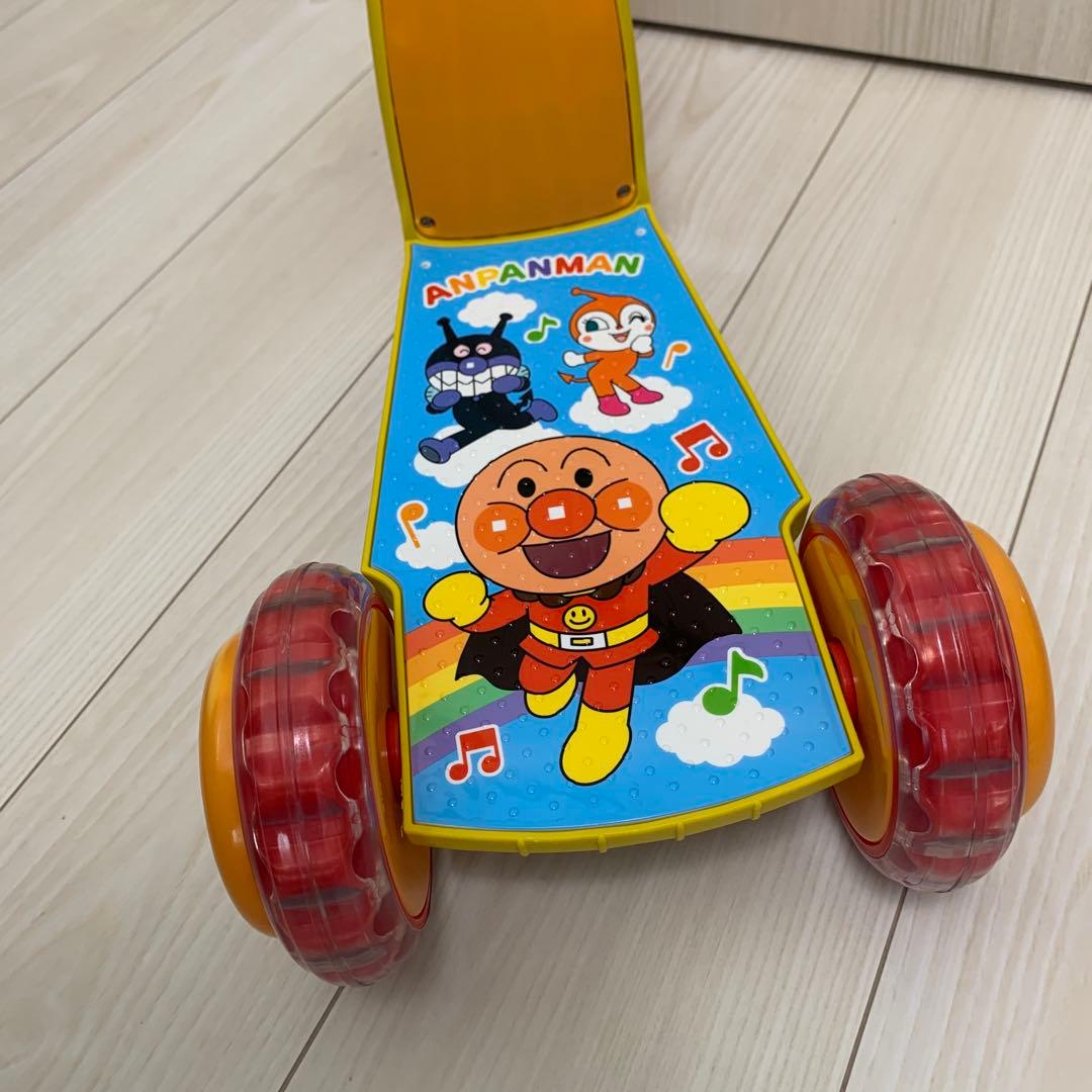 アンパンマン ジョイパレットかんたんチェンジ 2WAYスクーター
