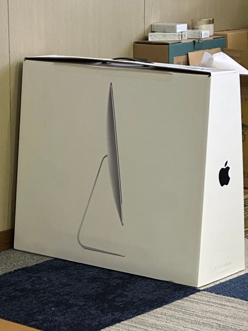 Apple iMac Retina 4K 21.5インチ (2017)