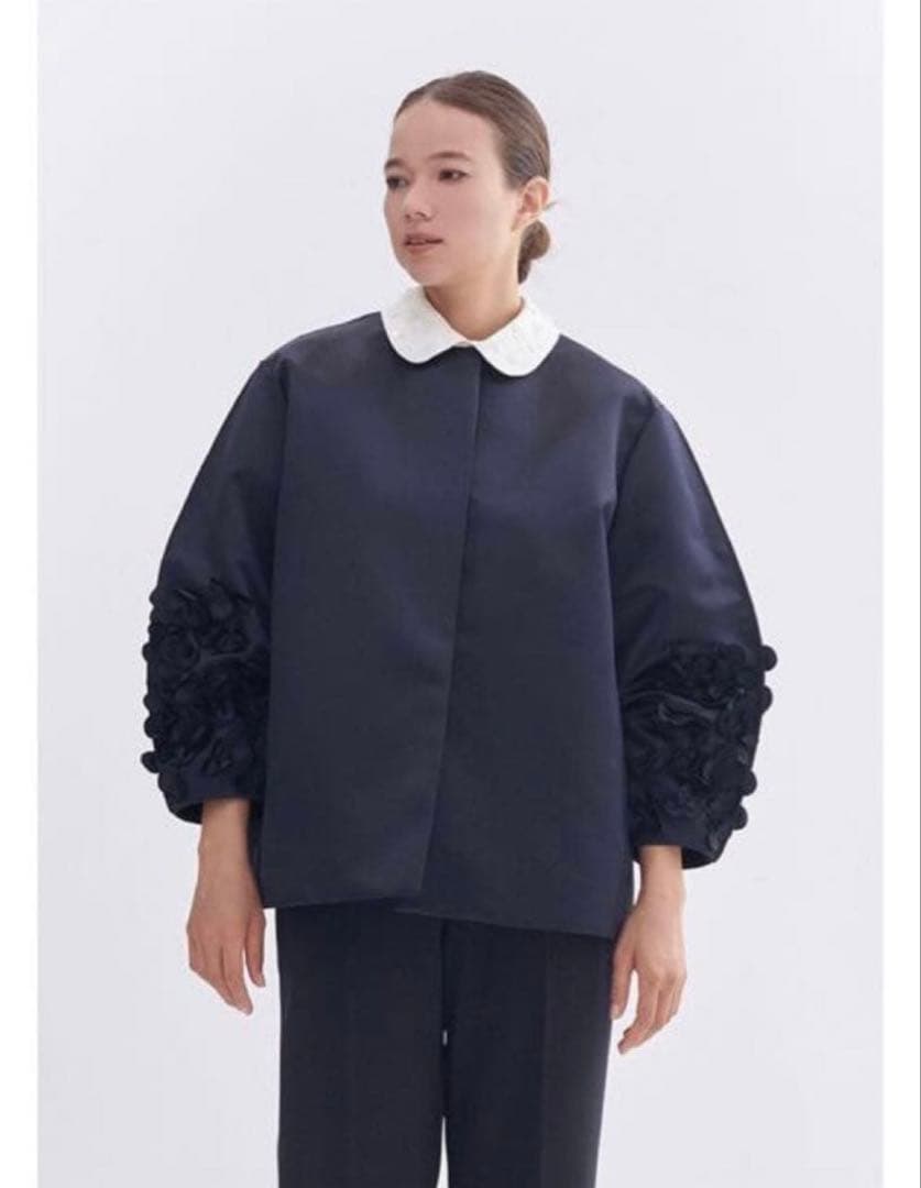 yori パフュームサテンジャケット 38ネイビー shirocon