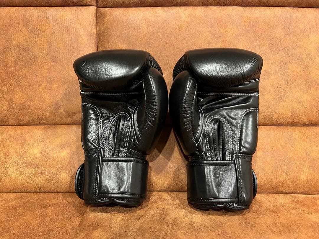WINDY ボクシンググローブ　8oz. ブラック