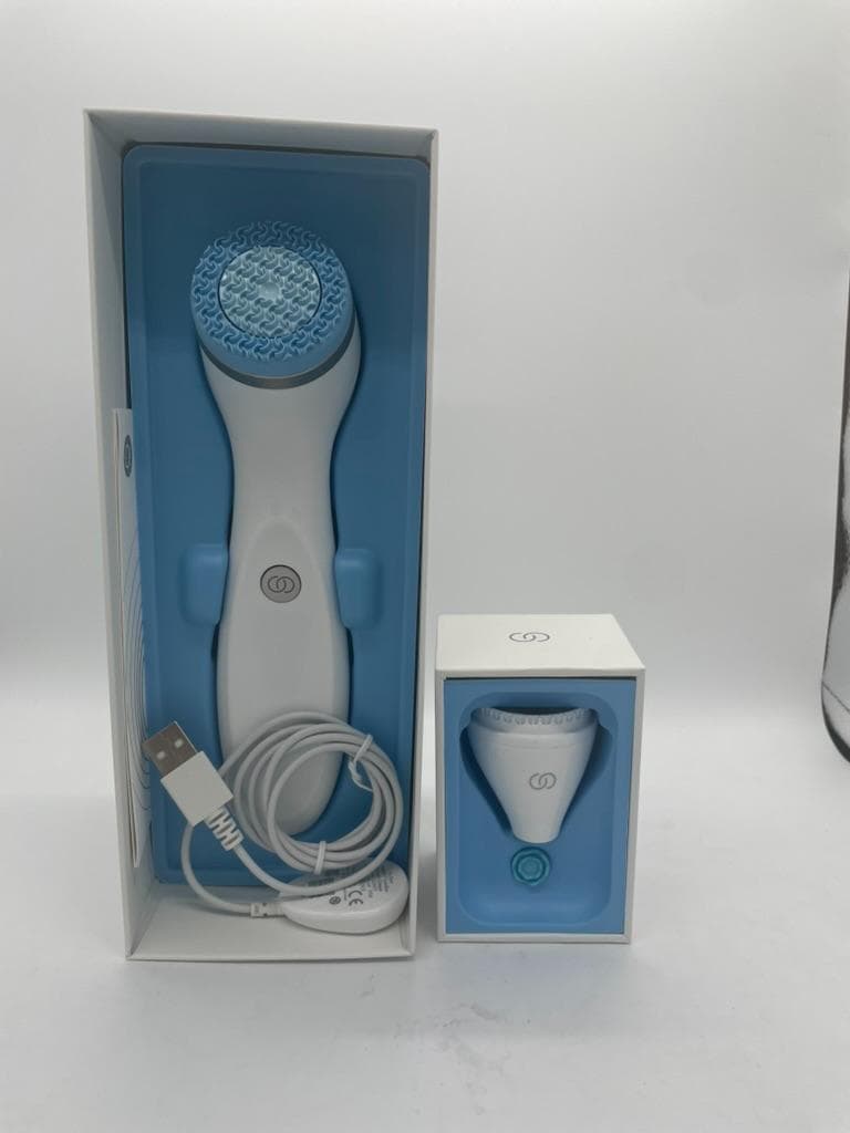 ニュースキン　ageLOC®︎ ルミスパ io アクセント付