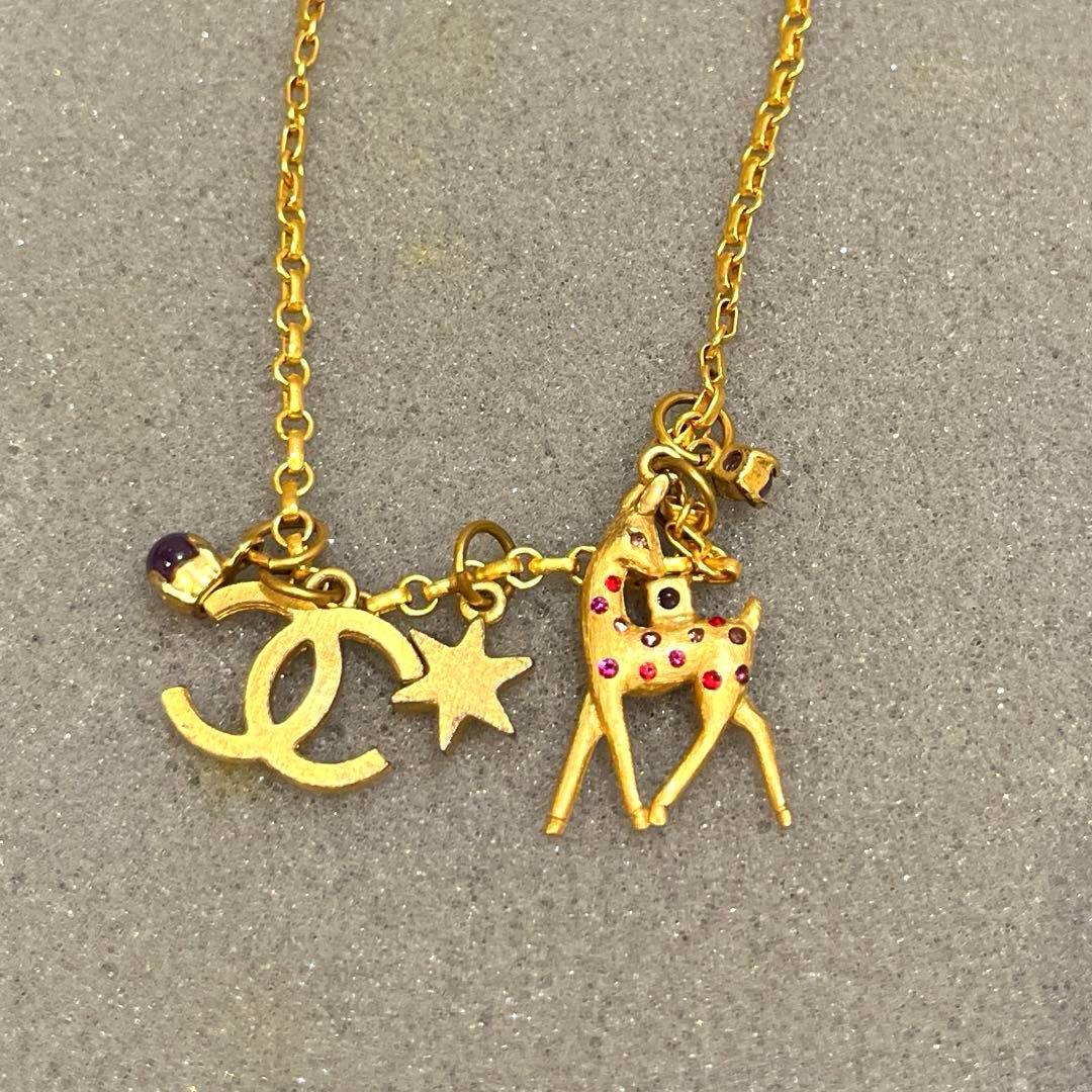 美品★CHANEL イヤーズギフト　バンビ　ロングネックレス　2001 シャネル