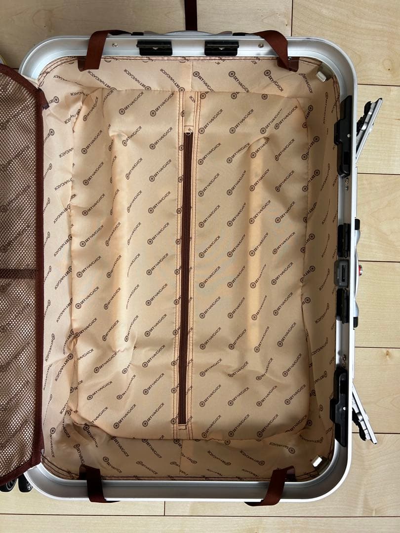 スカイナビゲーター スーツケース SKY NAVIGATORイエロー　黄色