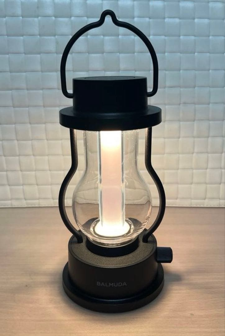 ひ*み様 美品！BALMUDA バルミューダ LEDランタン L02A-BK