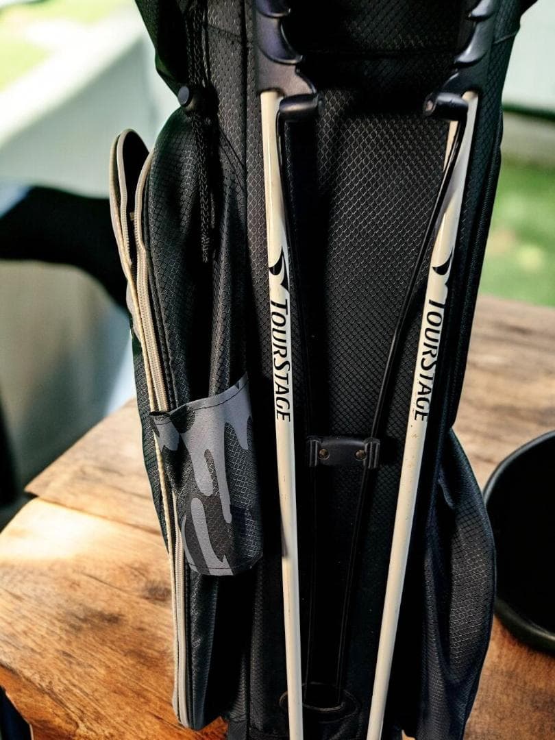 送料無料/超美品TOURSTAGE キャディバッグ ブラック/カモフラージュ