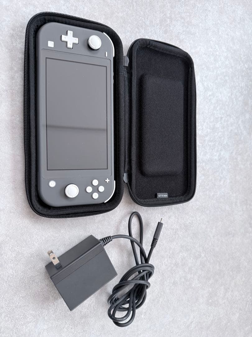 Nintendo Switch Lite グレー 本体　ケース・充電器付き