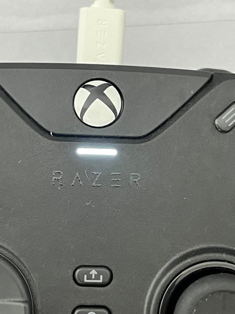 Razer Wolverine V2 Chroma Black (動作未確認)