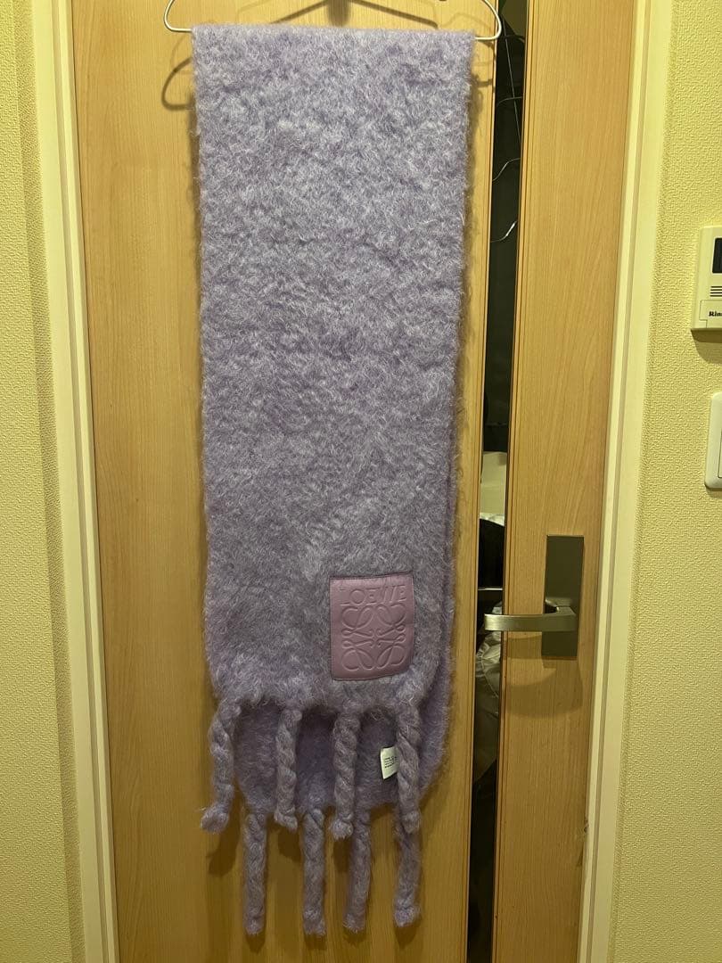 loewe　アナグラム　ロゴパッチ　マフラー