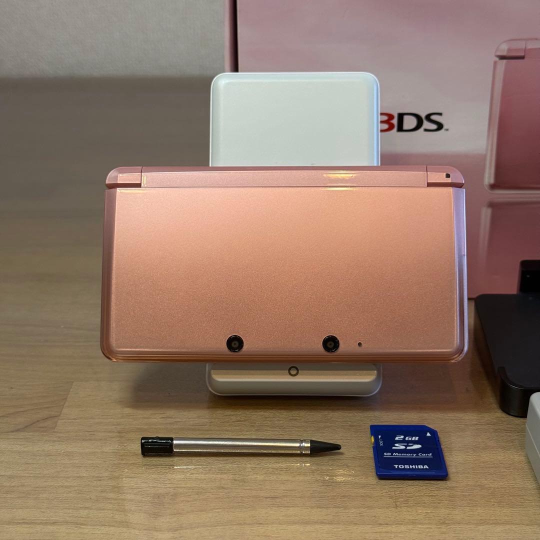 6-028 ニンテンドー3DS ミスティピンク 箱付き