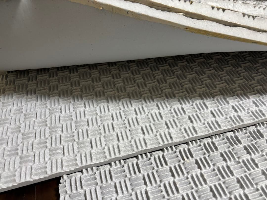 お買得！SONEX吸音材、希少な廃盤SPF1GYライトグレー 8枚セット美品