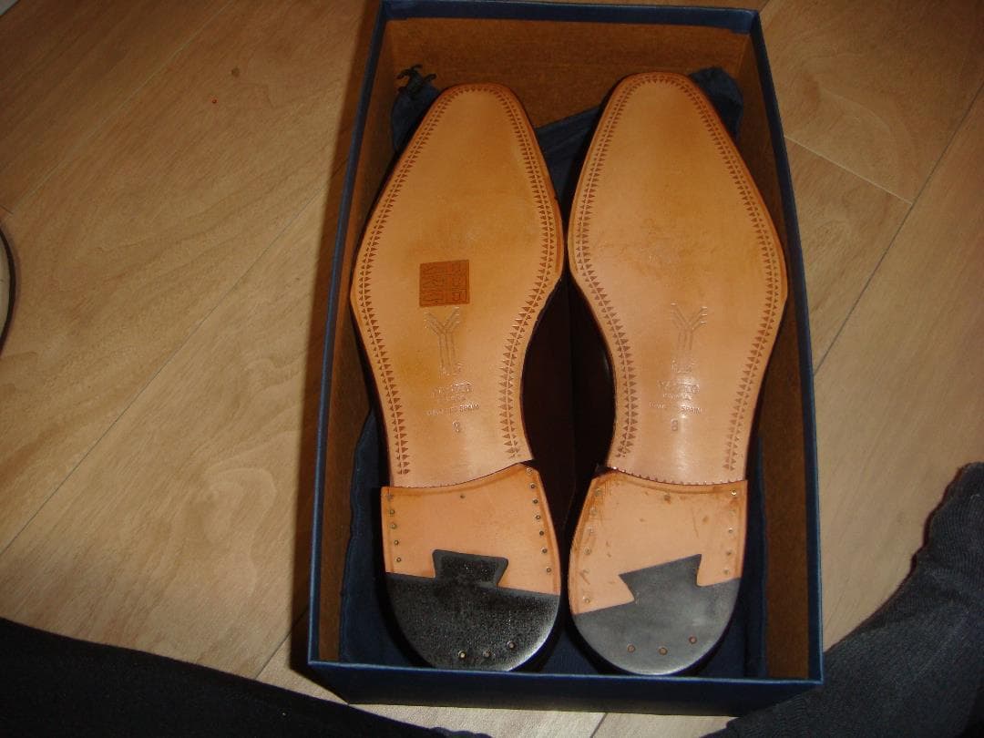 【未使用品】ヤンコ（YANKO）　ホールカット革靴　サイズ８　１４１８３