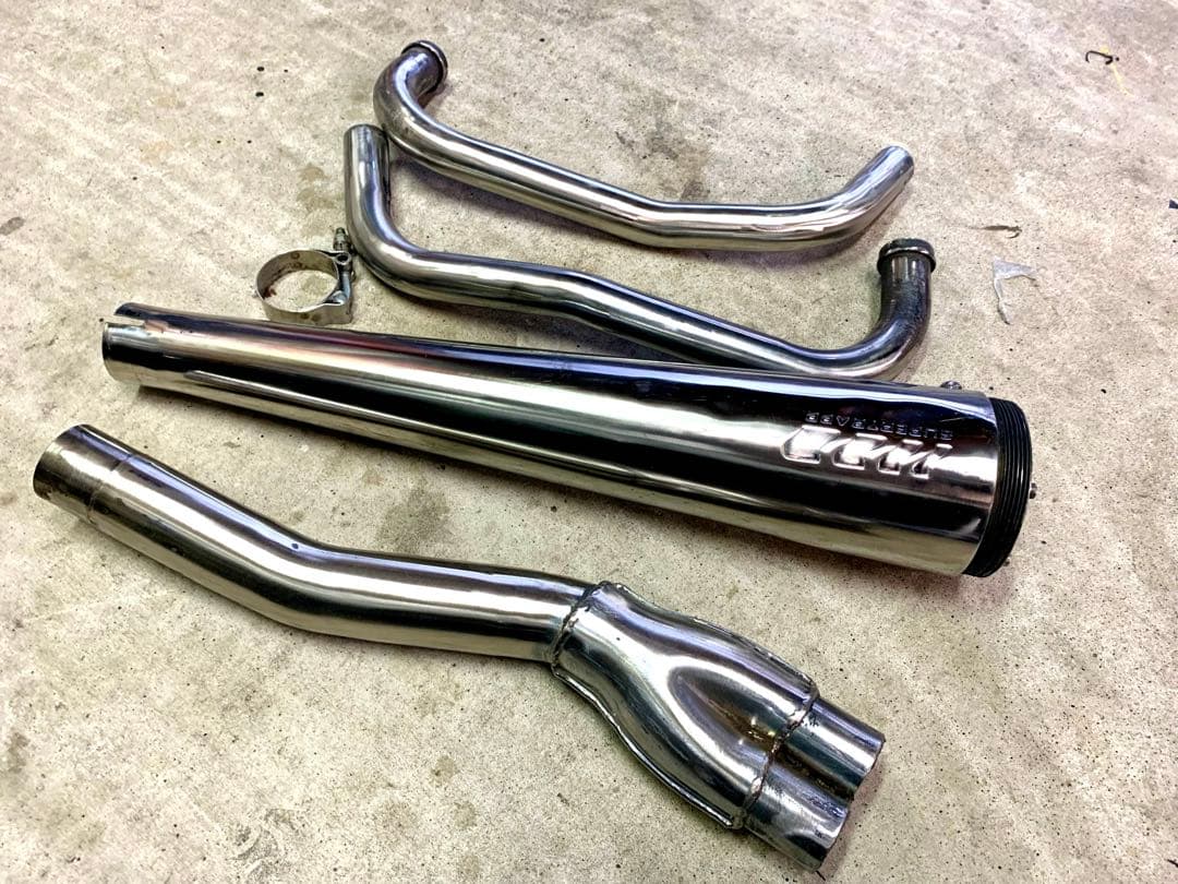 ボルティー　ボルティ　スーパートラップ　マフラー　グラストラッカーにも　メガホン