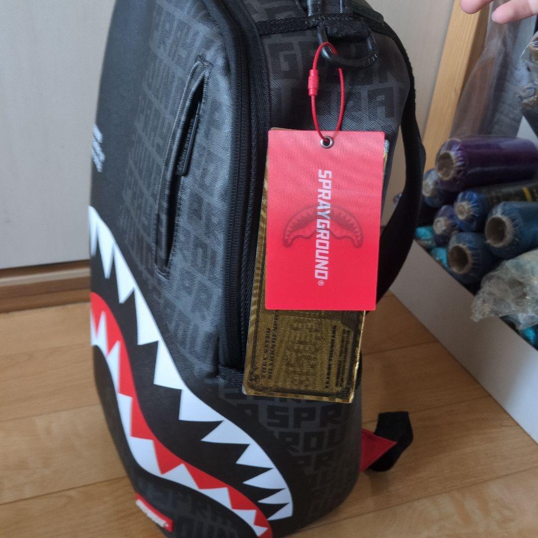 SPRAYGROUND シャークデザイン リュック