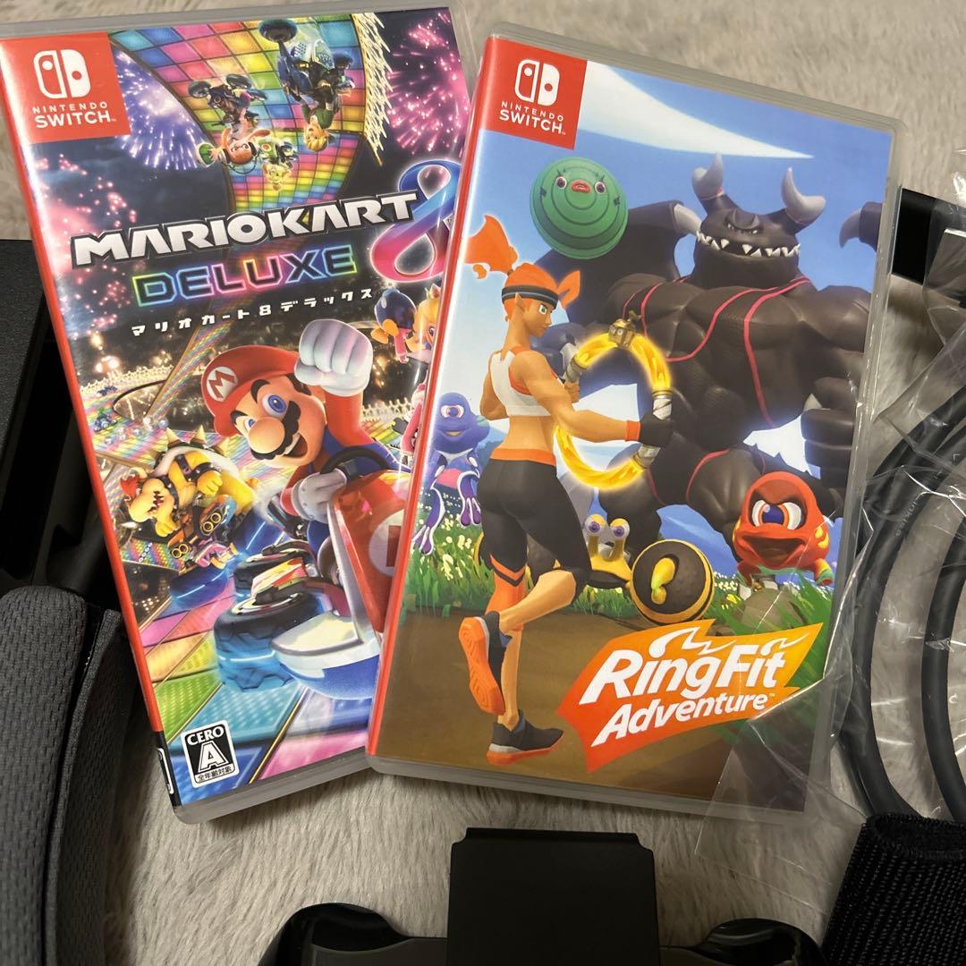 Nintendo Switch ネオンブルー/ネオンレッド 本体とソフト2個‼️