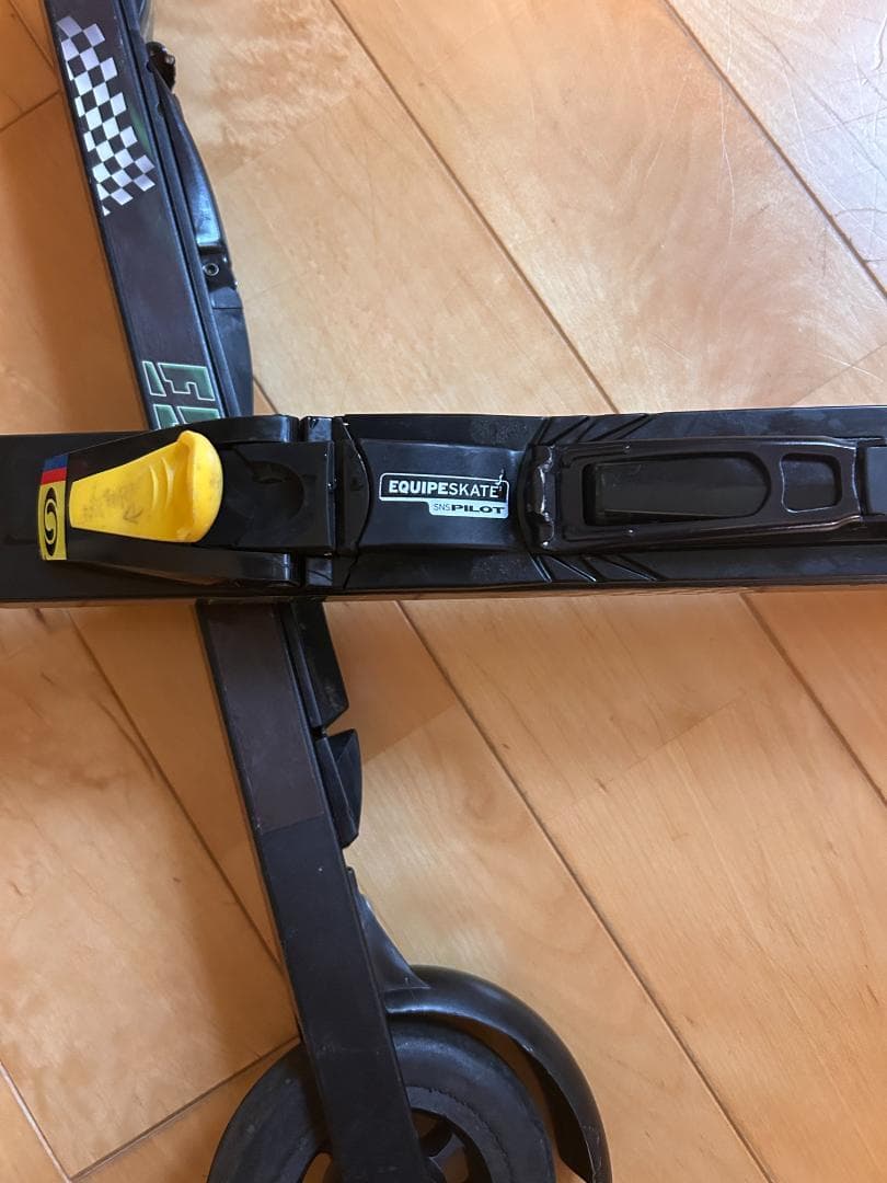 クロカンローラースキー　サロモン　ＳＮＳ　ＰＩＬＯＴ