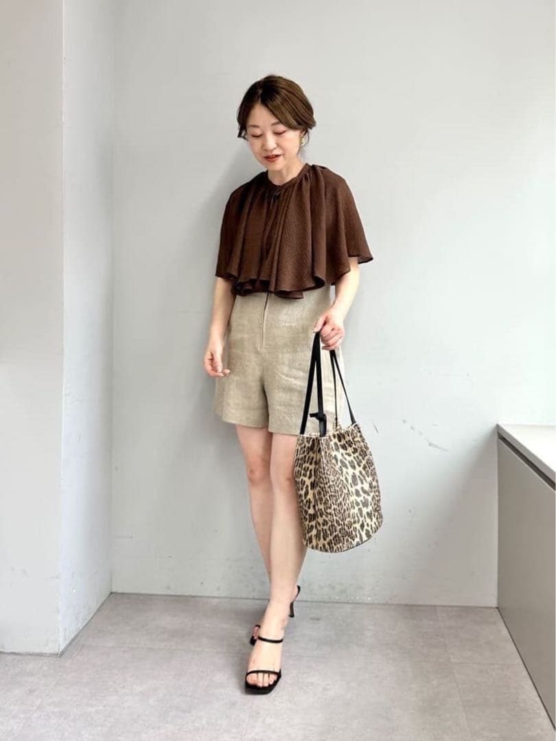 【美品】Whim Gazette リネンハイウエストショートパンツ