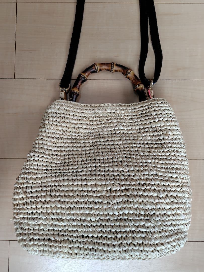 ヴィオラドーロ　かごショルダーバッグ