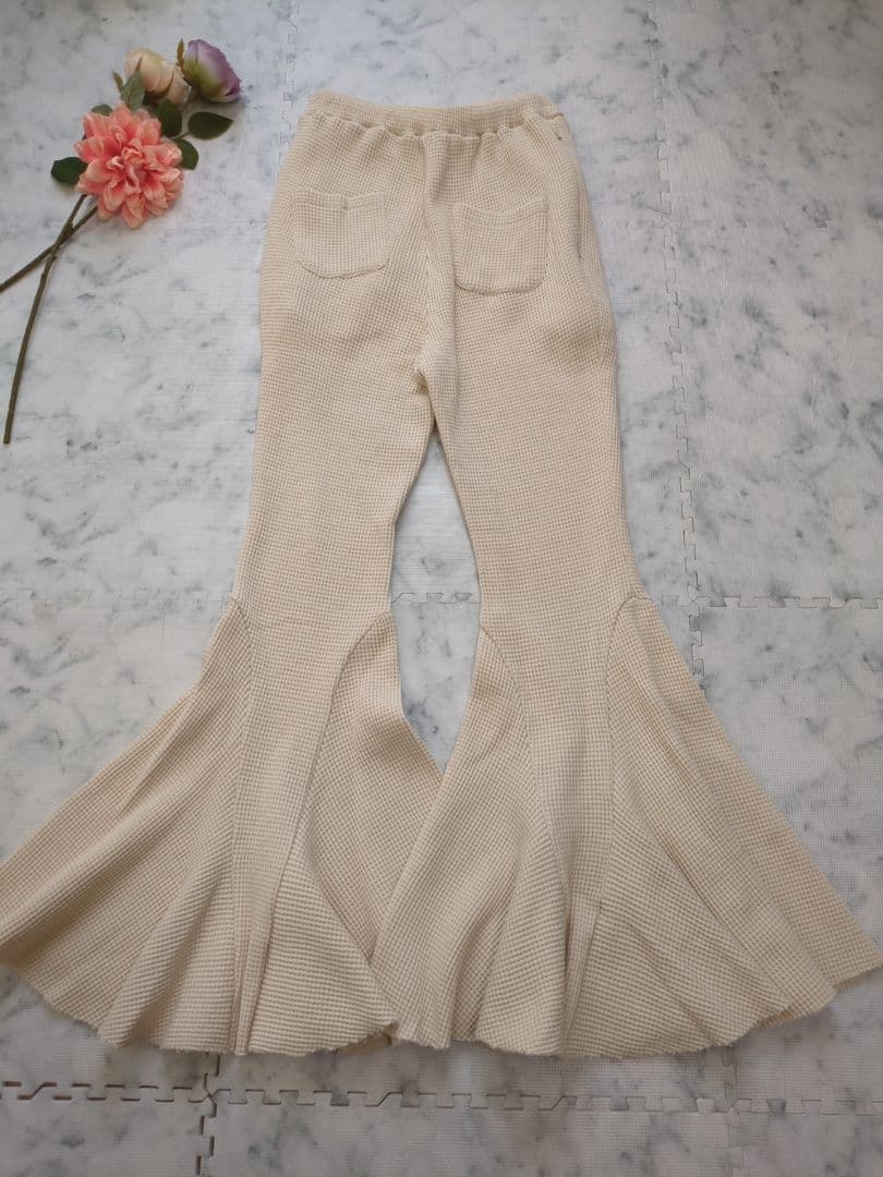 【即完売】SOLOV 2022aw THERMAL RUFFLE PANTS
