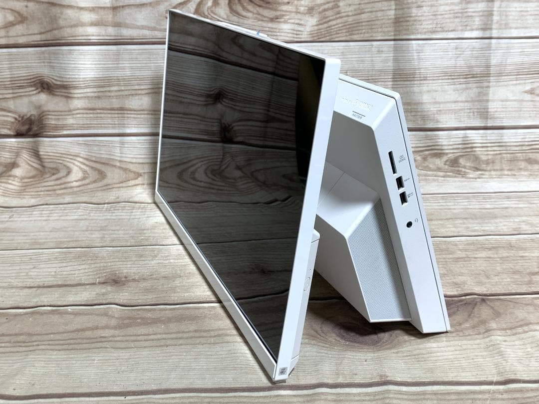 LAVIE 10世代 i7 /M.2+3.0TB/20GBメモリ/Win11