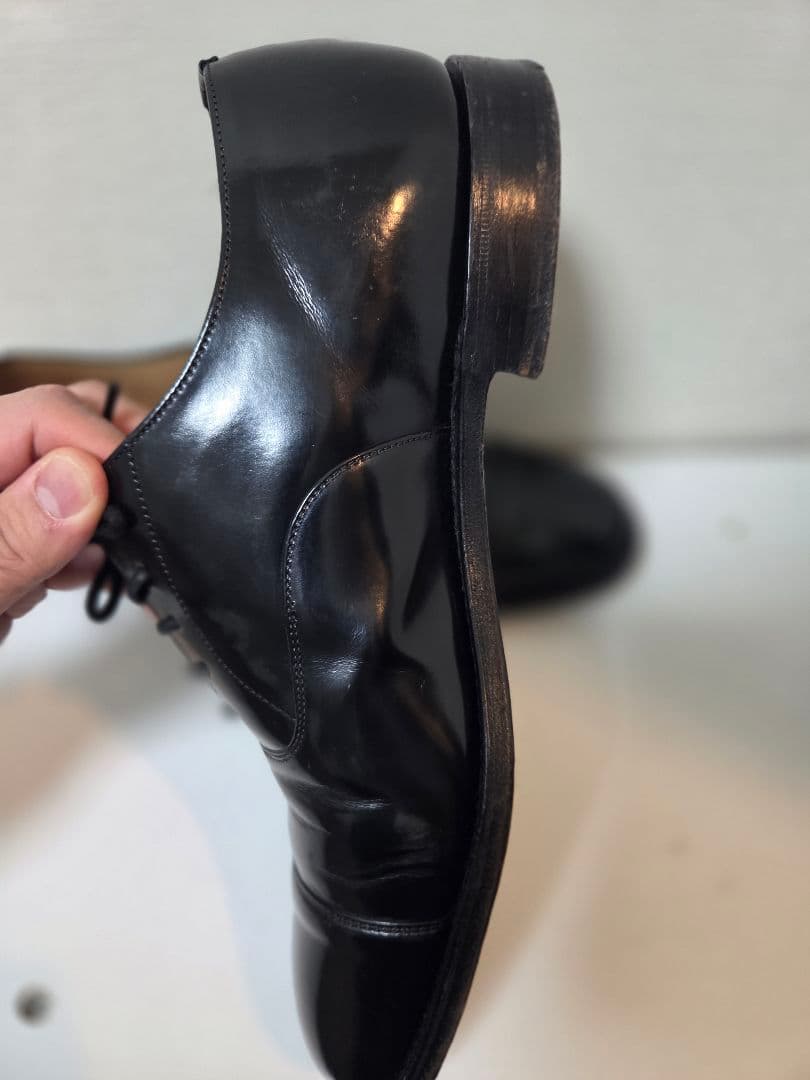 チャーチコンサル　ポリッシュドバインダーカーフ