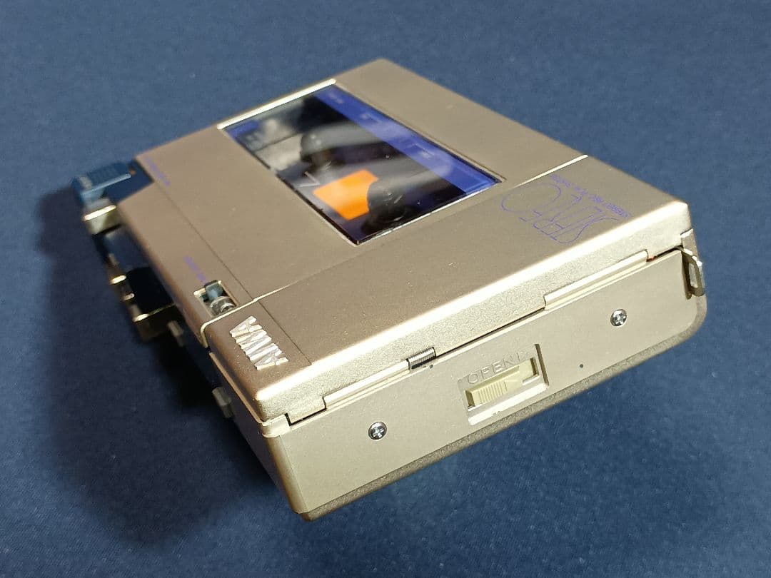 AIWA HS-F1 ステレオカセットレコーダー