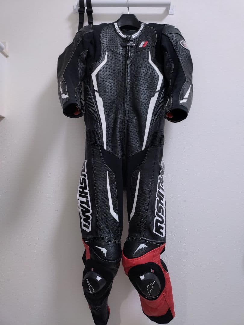 KUSHITAN レーシングスーツ ブラック/レッド
