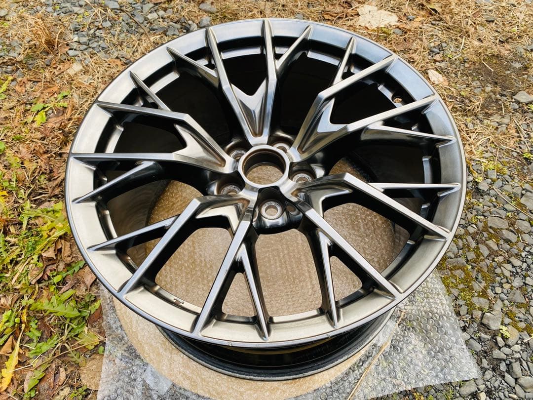 F*n様 激レア！レクサスGS-F GSF 純正19インチ 10j +41 リア