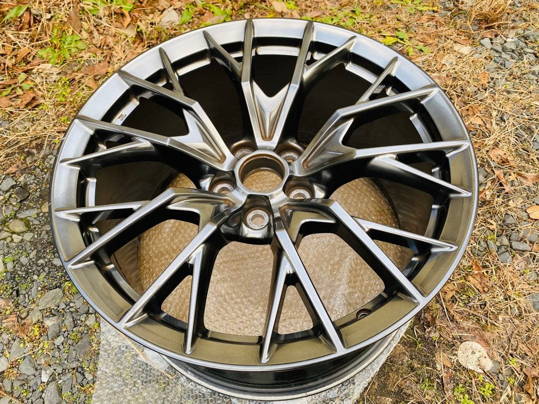 F*n様 激レア！レクサスGS-F GSF 純正19インチ 10j +41 リア