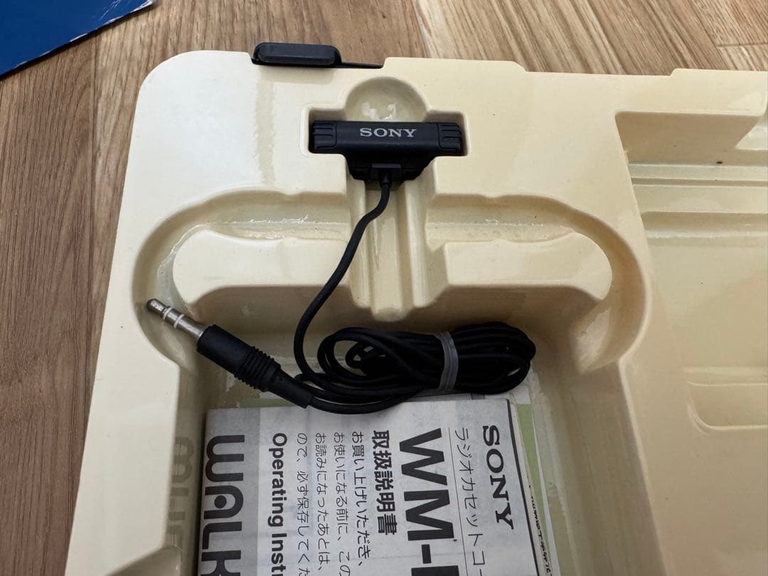 希少！SONY WM-F707 ポータブルカセット　元箱・付属品多数付き