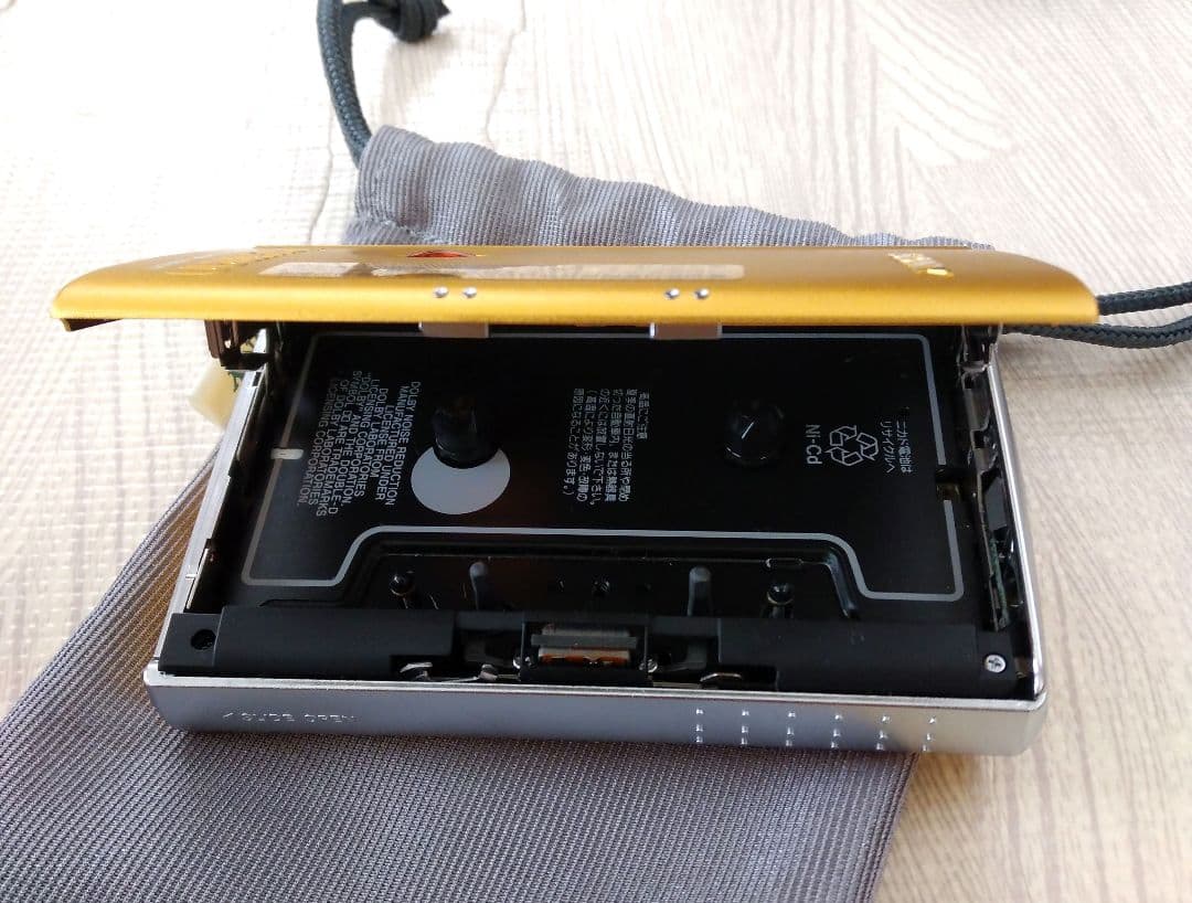 SONY WM-EX7 カセットウォークマン ゴールド 美品 ソニー