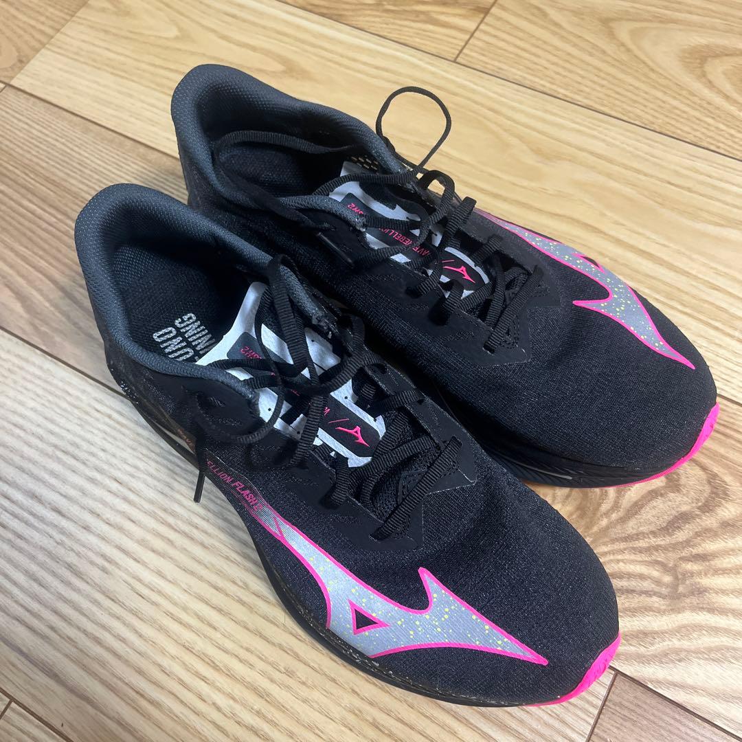 Mizuno Wave Rebellion FLASH2 ブラック/ピンク