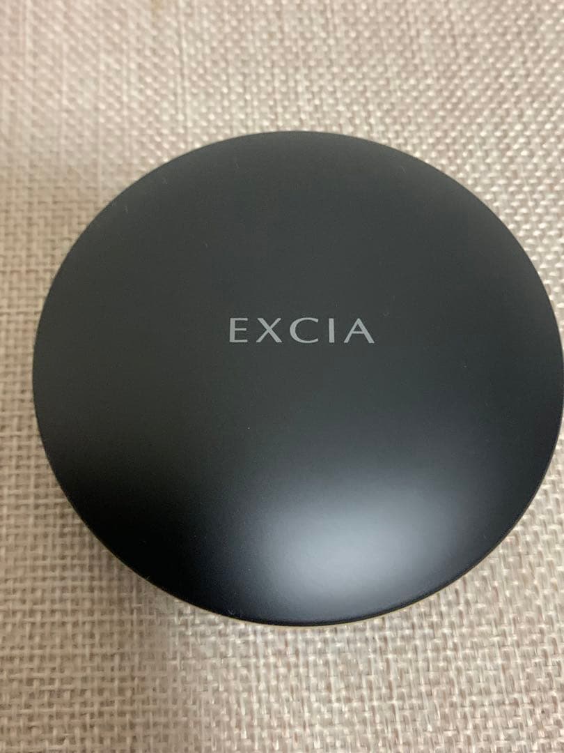 エクシア トランスペアレントグロウヴェール　フェイスパウダー　LU01