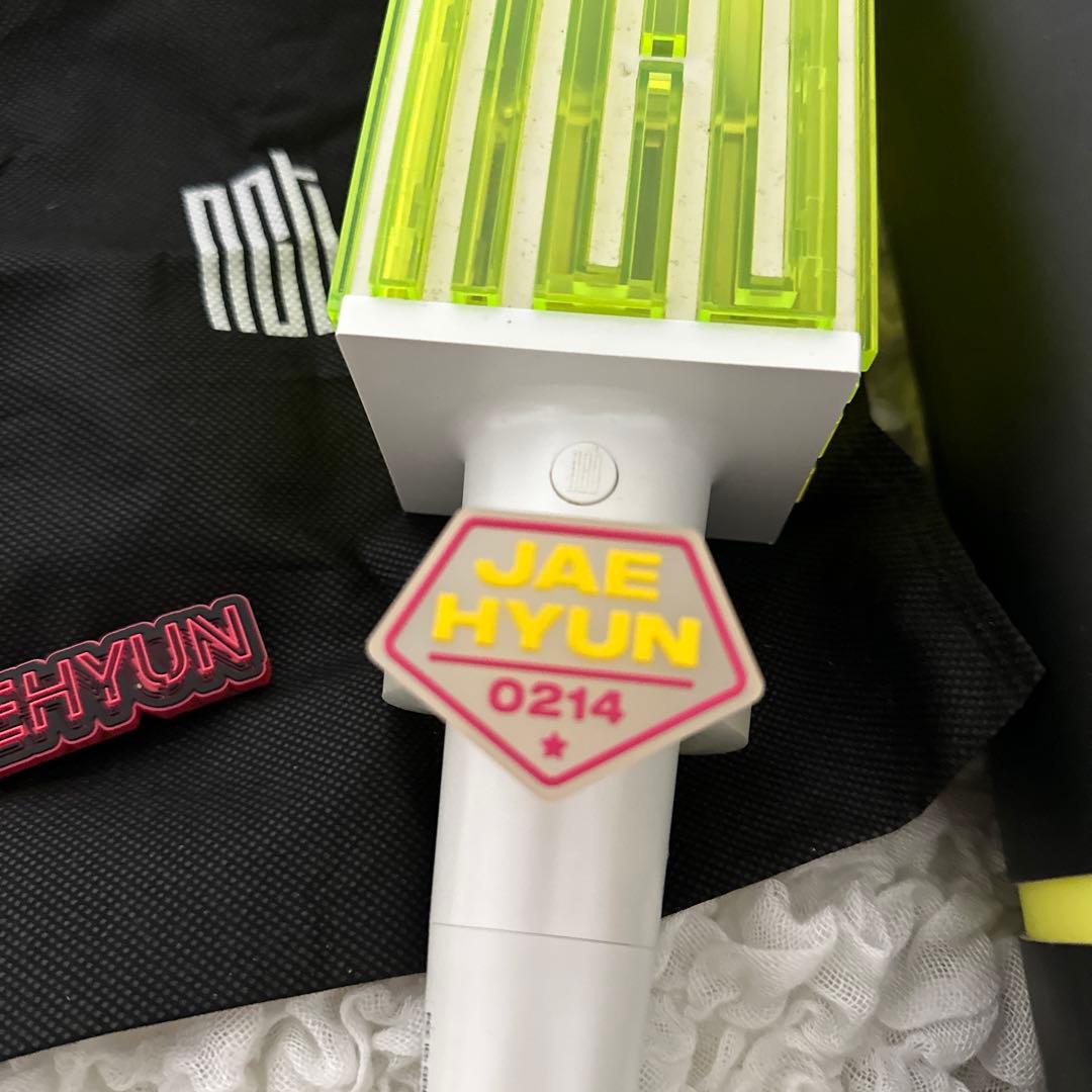 nct ペンライト 草鈍器
