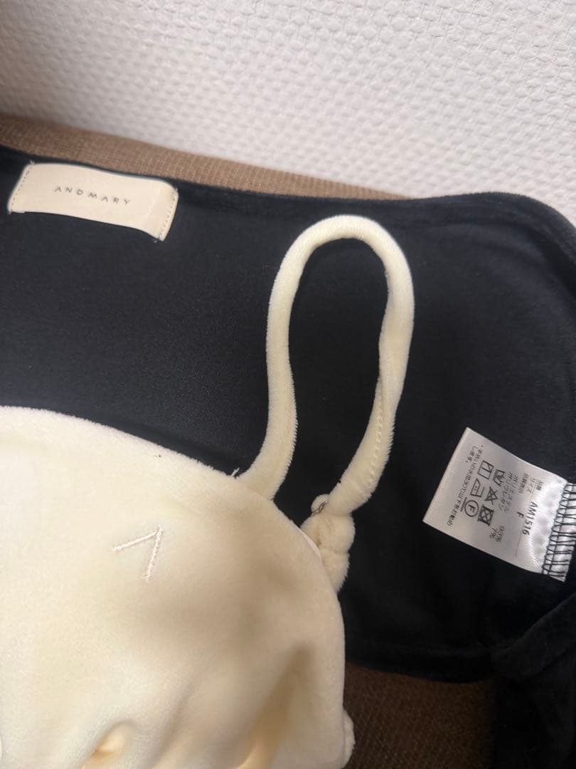 値下げ× andmary Mei shirring tops BLK