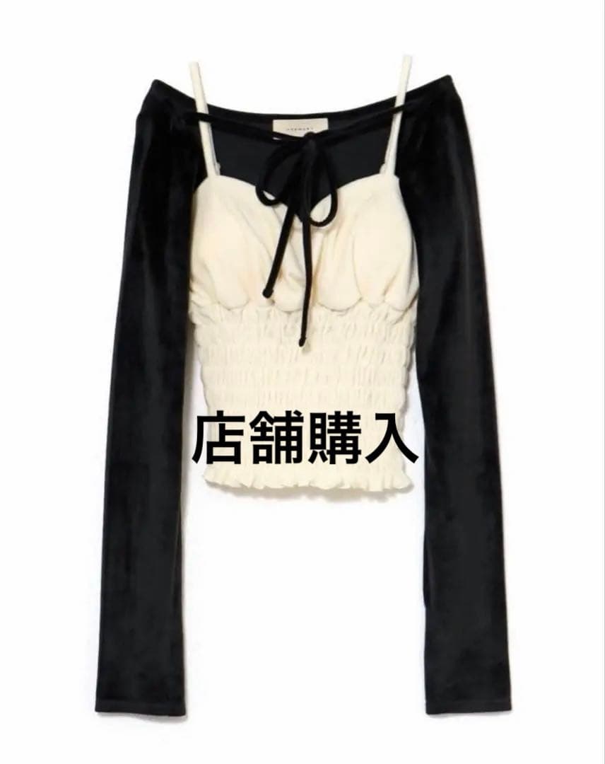 値下げ× andmary Mei shirring tops BLK