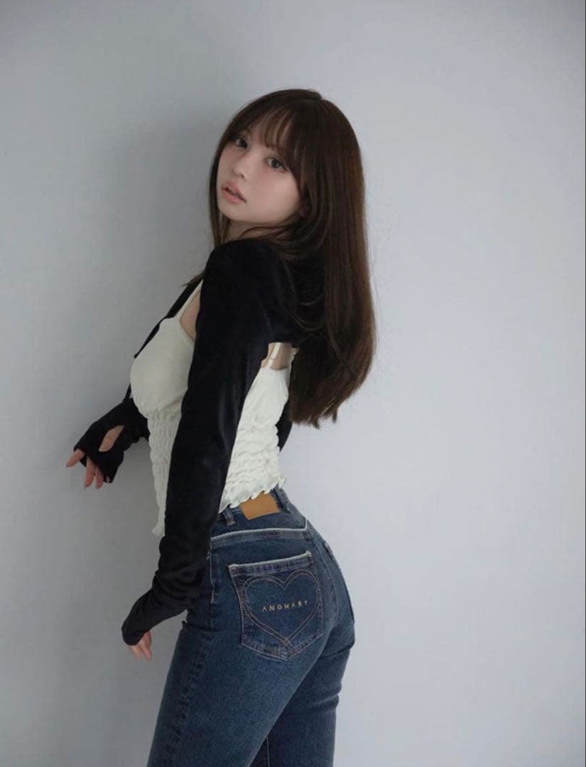 値下げ× andmary Mei shirring tops BLK