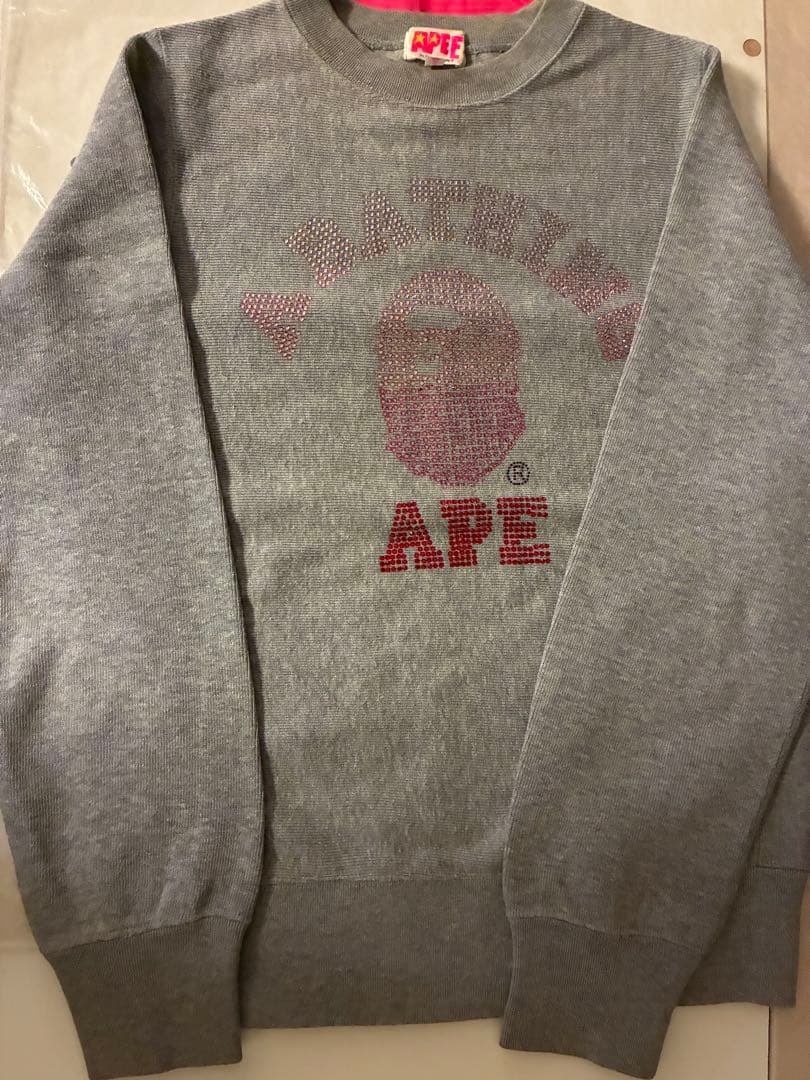 エイプ　ＡＰＥE スワロフスキー　ラインストーン　スウェット　美品