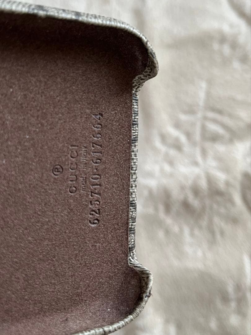 GUCCI 携帯ケース　iPhone11