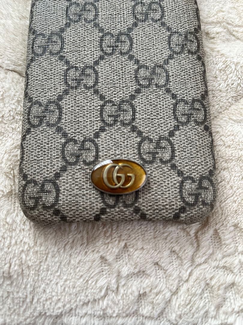 GUCCI 携帯ケース　iPhone11
