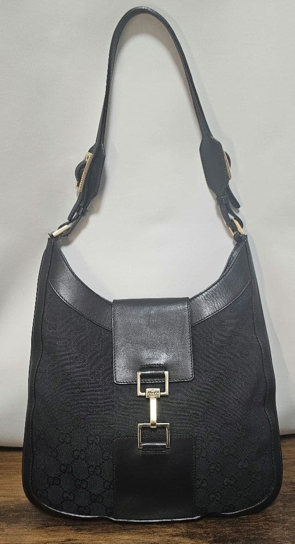美品✨GUCCI グッチ ショルダーバッグ 黒 GGキャンバス ジャッキーレザー