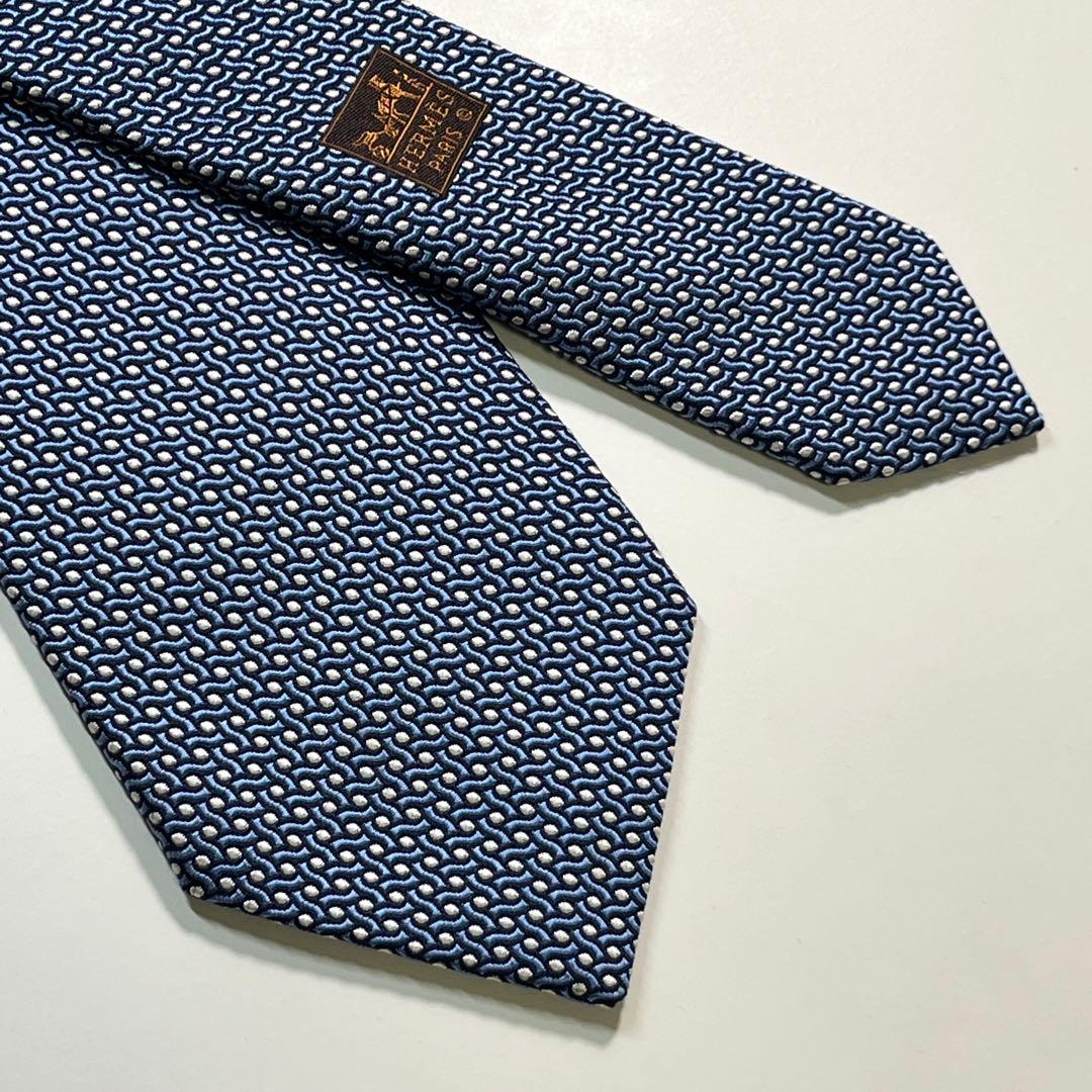 ✨極美品✨HERMES エルメス　ネクタイ　高級シルク　刺繍　ジオメトリック柄