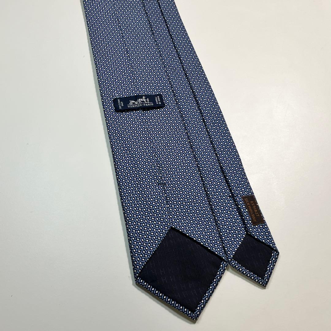 ✨極美品✨HERMES エルメス　ネクタイ　高級シルク　刺繍　ジオメトリック柄