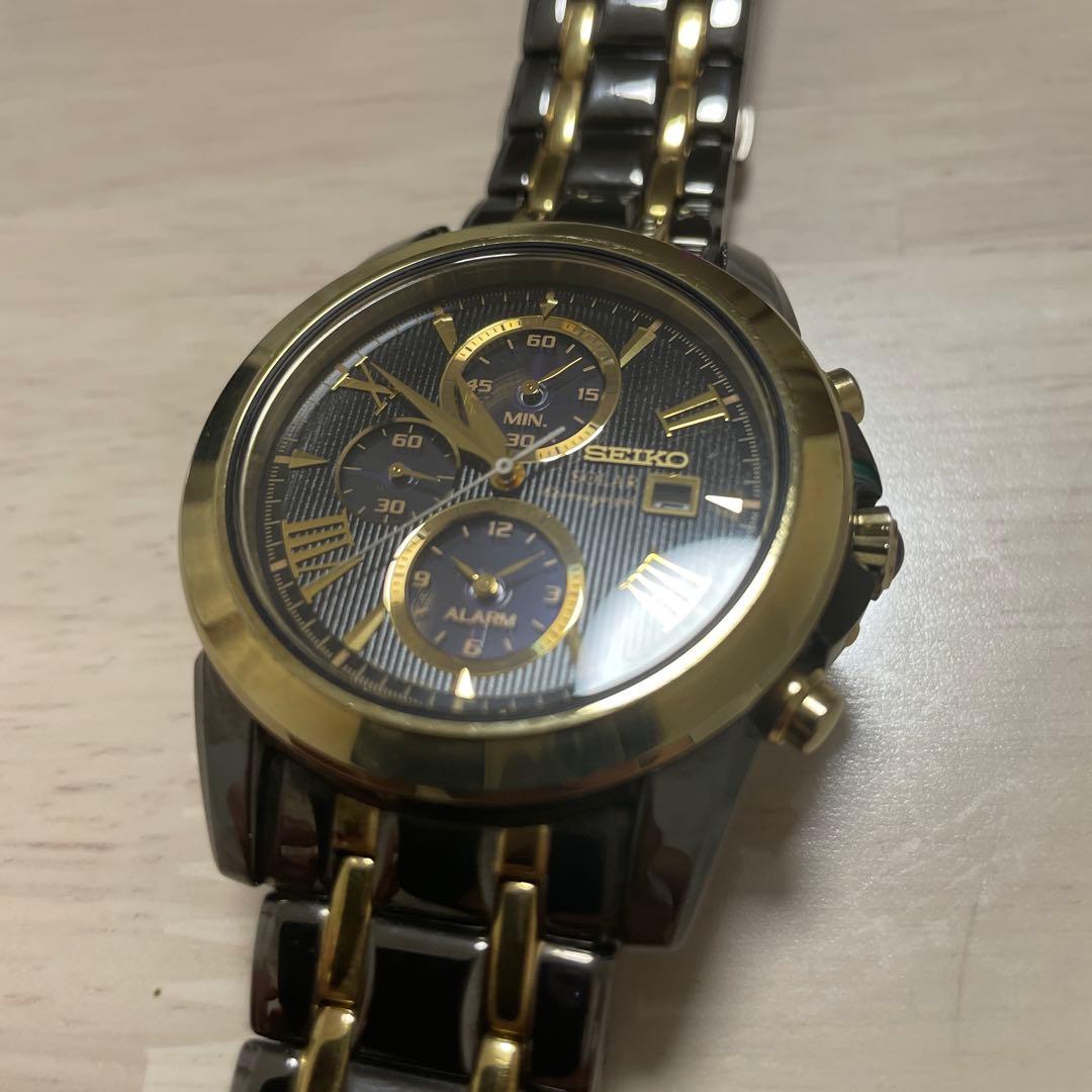 SEIKO 黒金　時計