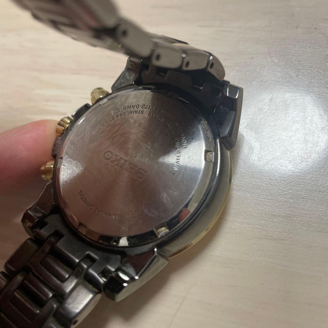 SEIKO 黒金　時計