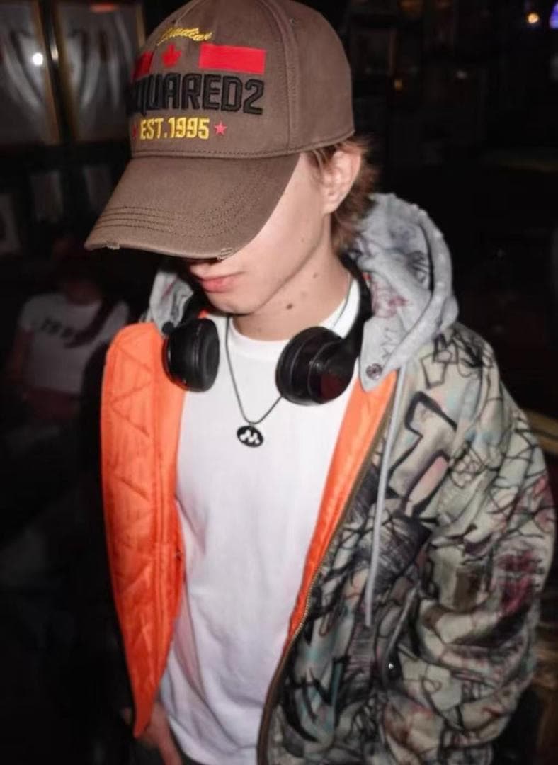 MOWALOLA MA-1ジャケット Mサイズ グラフィティ