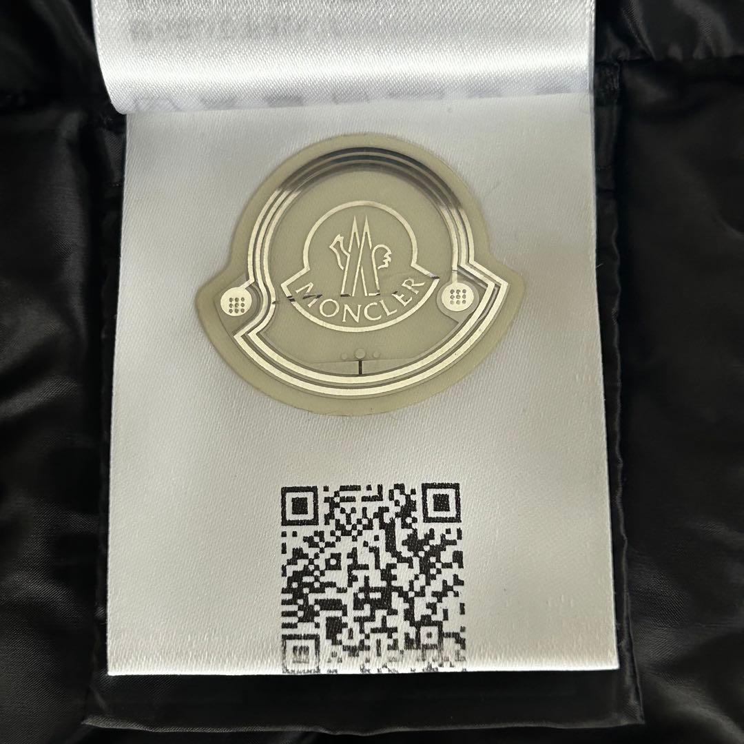 新品同様 モンクレール ライトダウンベスト GLYCO TG0 ブラック