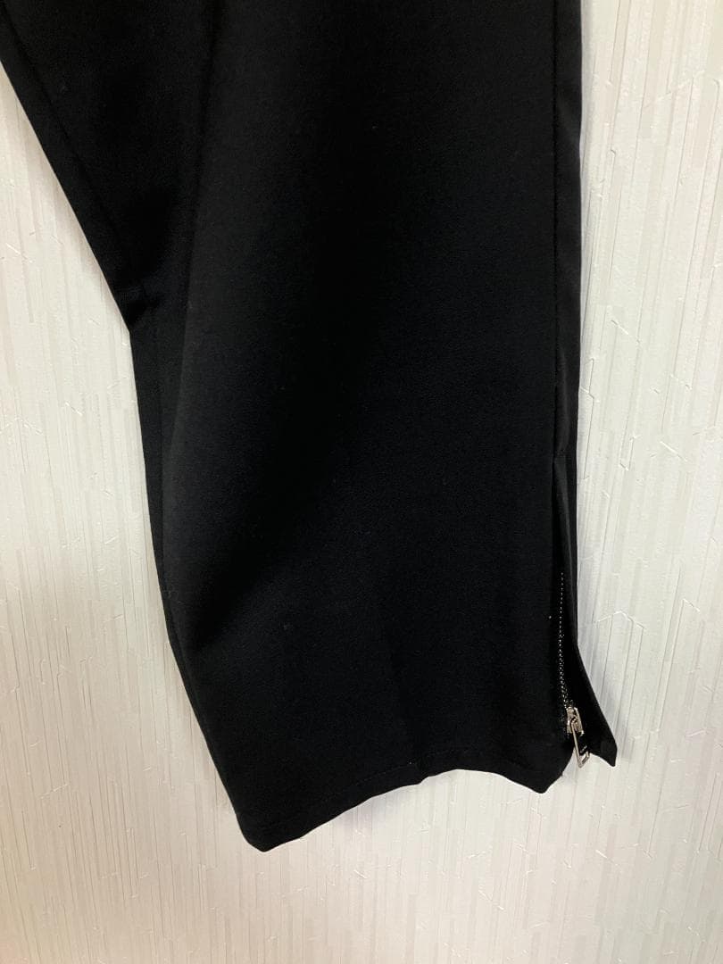 未使用級 CINOH チノ M 黒 定価50,600円 リラックスパンツ