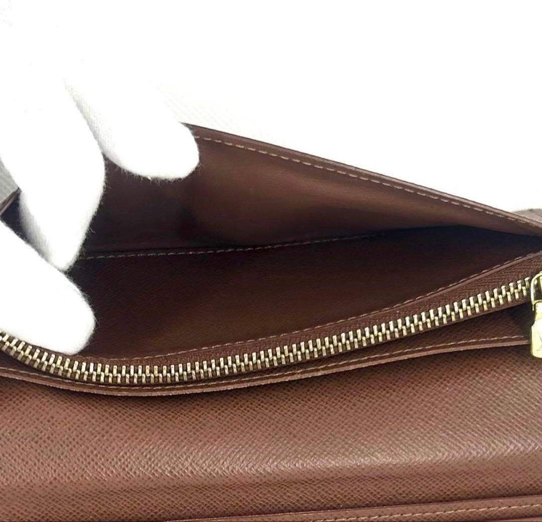 ルイヴィトン モノグラム ポルトフォイユブラザ 二つ折り財布 新型