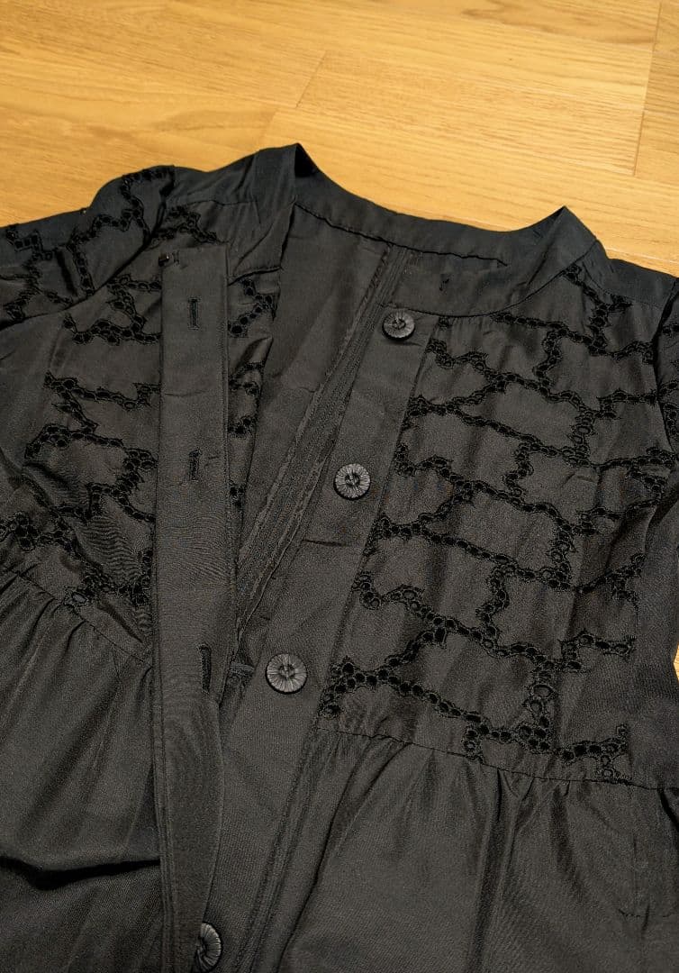 インゲボルグ シルク混 高級透かし柄コットンレース♪長袖コート 黒11号 超美品